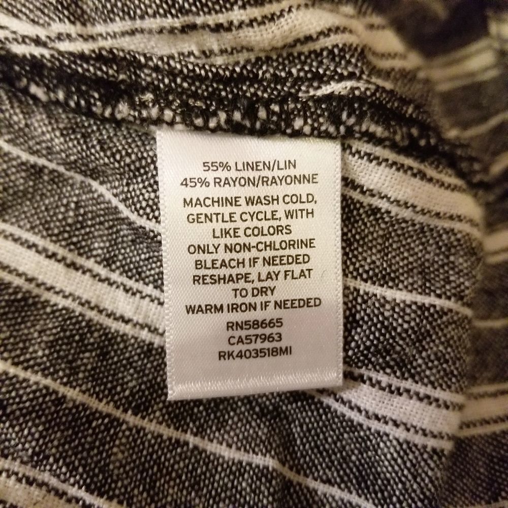 5/$25 Summer‎ Sale!!! Abound Grey & White Striped Tank Sz - Picture 5 of 6